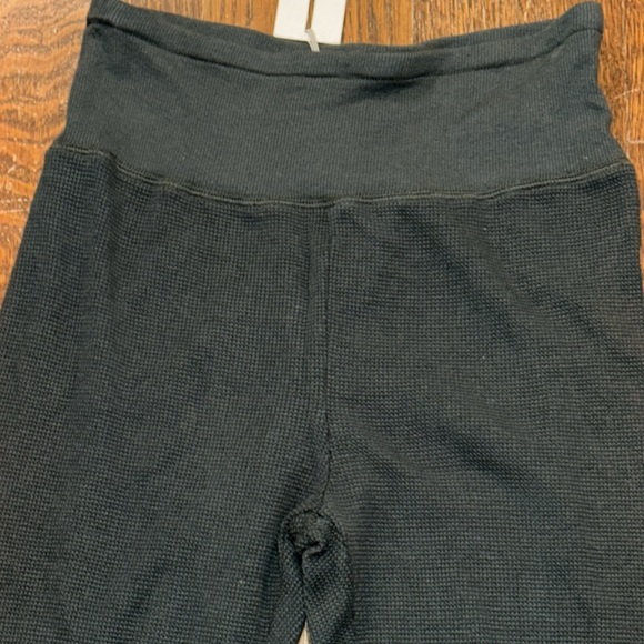 Mododoc Hunter Green Waffle Knit Leggings wide banded ankles and waist XS NWT - Picture 2 of 4